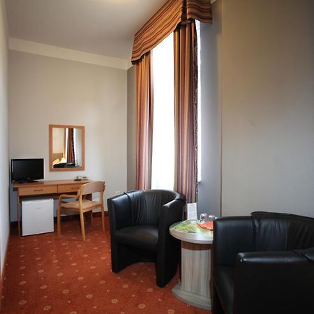 Hotel Paris Mariánské Lázně Екстериор снимка