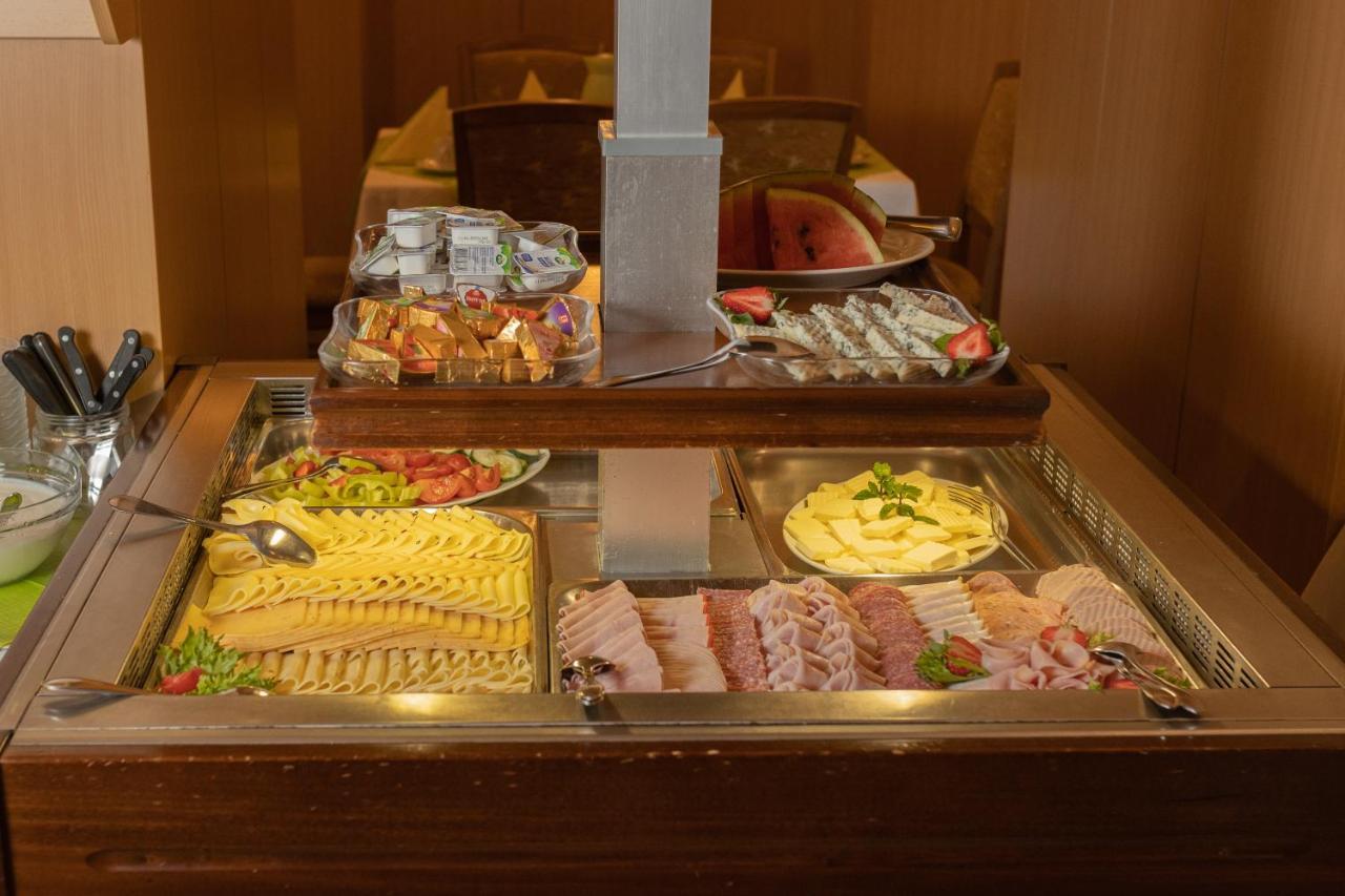 Hotel Paris Mariánské Lázně Екстериор снимка