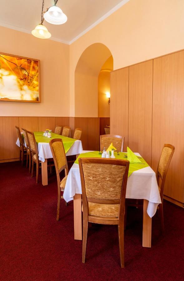 Hotel Paris Mariánské Lázně Екстериор снимка